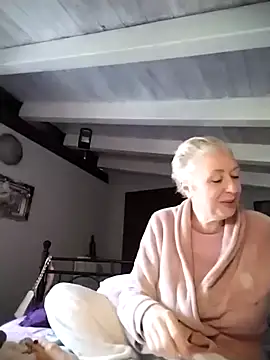 divinaerotica online show from 02.25.26