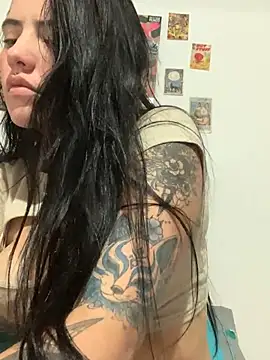 Snapshot of Alejandra_md chatting on 01.28.25 Alejandra md online show from 01.28.25