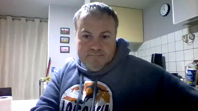 Snapshot of Pourleplasirs chatting on 11.14.25 Pourleplasirs online show from 11.14.25