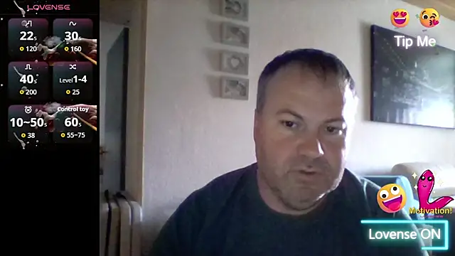 Snapshot of Pourleplasirs chatting on 11.16.25 Pourleplasirs online show from 11.16.25