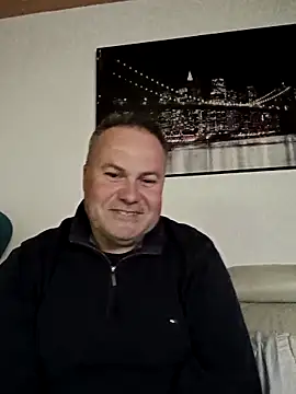 Snapshot of Pourleplasirs chatting on 05.16.26 Pourleplasirs online show from 05.16.26