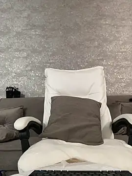 LillySquirtShot online show from 04.07.26