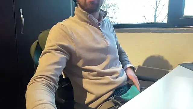 bullyboyy online show from 12.04.25