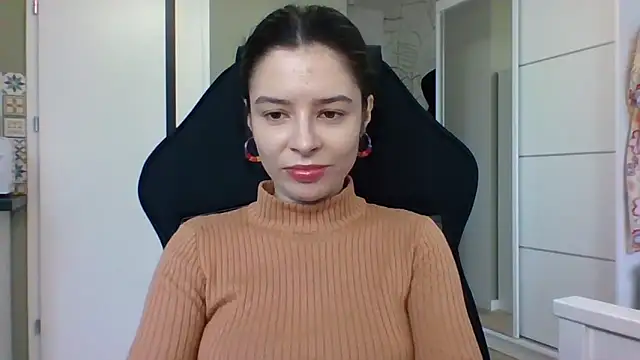 LariceSexy online show from 12.22.25