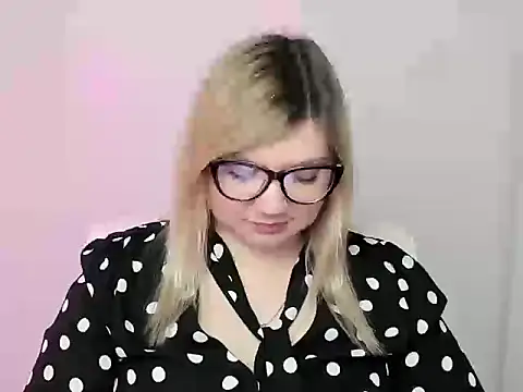 Lola moree online show from 10.15.25