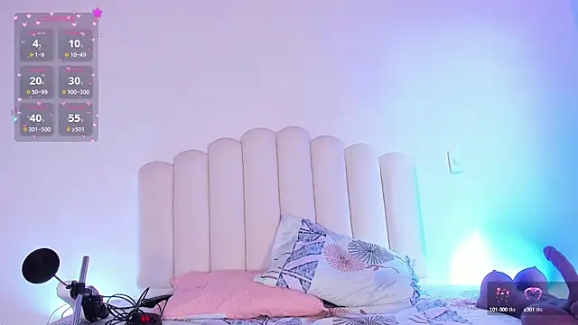 Zaira Rose  online show from 10.03.25