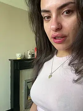 cute carly  online show from 03.15.25