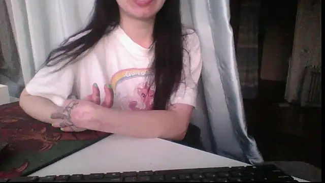 Snapshot of RussNocturnal chatting on 04.18.26 RussNocturnal online show from 04.18.26
