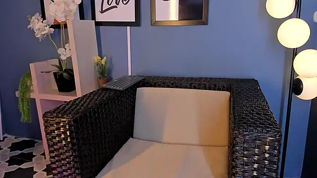 AliDiaz  online show from 02.21.25