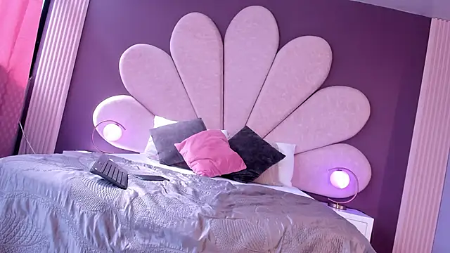 AliDiaz  online show from 03.21.25