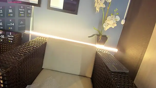 AliDiaz  online show from 11.25.25