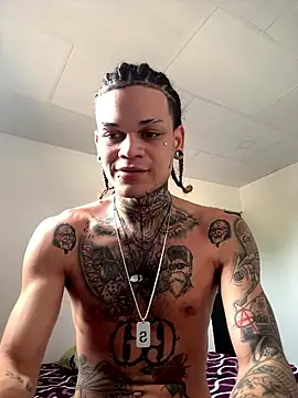 Snapshot of hot_man05 chatting on 01.12.26 hot man05 online show from 01.12.26