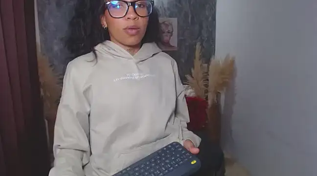 dulcetaylorss online show from 02.27.25