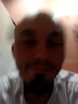 Snapshot of Jean18060 chatting on 09.28.25 Jean18060 online show from 09.28.25