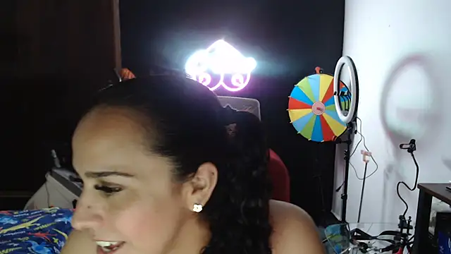 Snapshot of AliceSweet4U chatting on 03.11.25 AliceSweet4U online show from 03.11.25