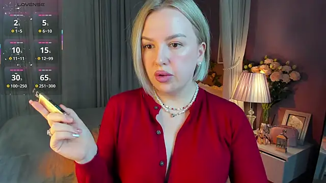 Nikki Kai online show from 11.24.25