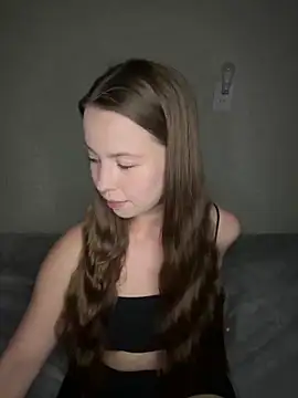 Snapshot of Arielle_Swan chatting on 05.18.26 Arielle Swan online show from 05.18.26