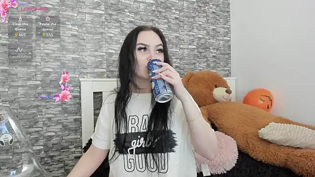 KairraPotts online show from 11.14.25