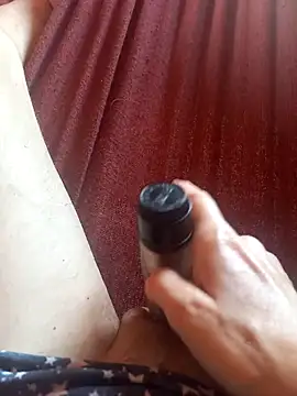 baixinhainsaciavel23 online show from 09.17.25