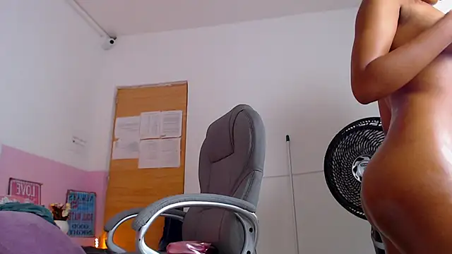 brendathompson  online show from 02.22.25