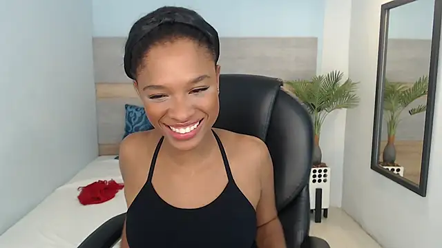 brendathompson  online show from 10.11.25