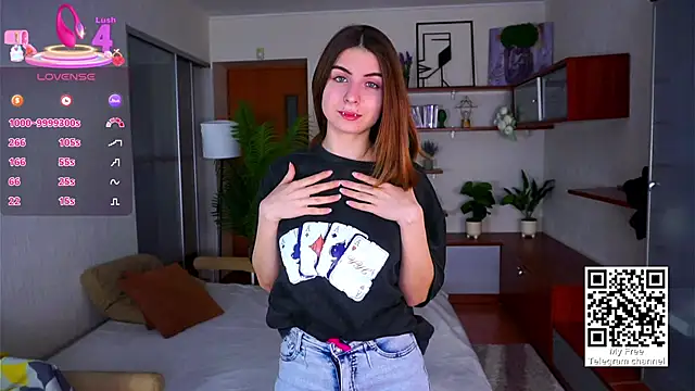 ErlinaBuoy online show from 12.16.25