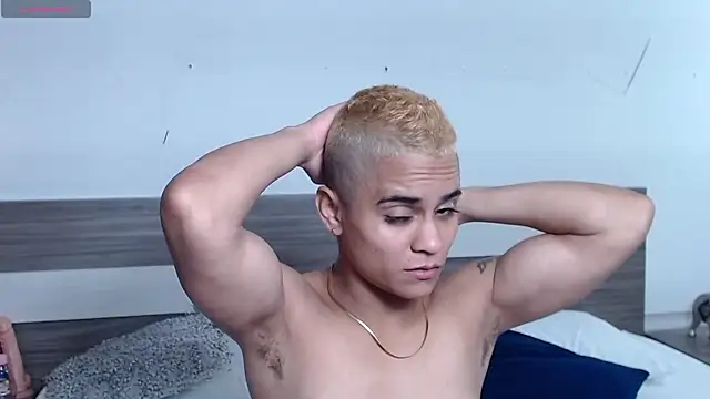 Liiamthompson online show from 01.11.26