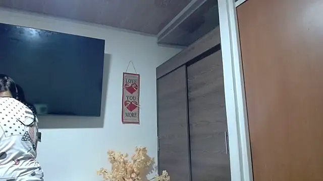 Snapshot of viccky_vick chatting on 11.11.25 viccky vick online show from 11.11.25