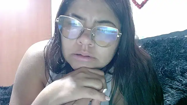 Snapshot of viccky_vick chatting on 02.26.26 viccky vick online show from 02.26.26