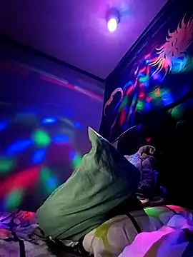 Quemoustro online show from 02.10.25