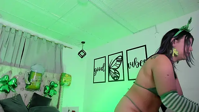 nicolee millerr online show from 03.17.26