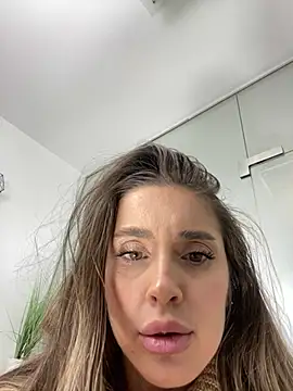 Anya-Ray online show from 02.07.25