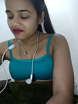 Snapshot of RAYI_123 chatting on 02.04.25 RAYI 123 online show from 02.04.25