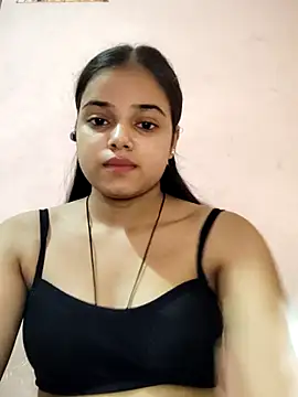 Snapshot of RAYI_123 chatting on 09.26.25 RAYI 123 online show from 09.26.25