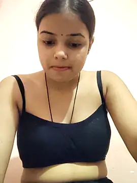 Snapshot of RAYI_123 chatting on 10.16.25 RAYI 123 online show from 10.16.25