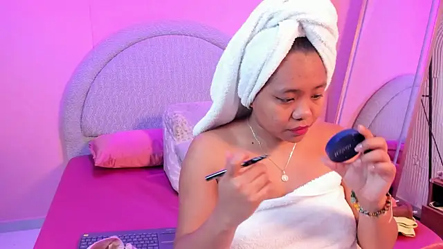 yeikafoxy online show from 05.10.26