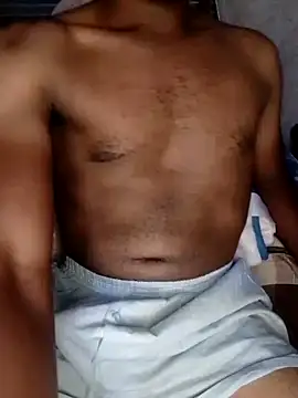 Snapshot of kingSexx-luckyboy chatting on 12.04.25 kingSexx-luckyboy online show from 12.04.25