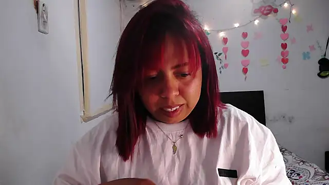 Snapshot of alexandraluv chatting on 02.15.26 alexandraluv online show from 02.15.26