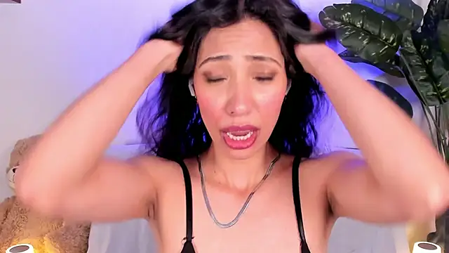 Miss veronicaa2 online show from 05.12.26