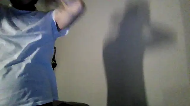 Snapshot of cruz815 chatting on 04.19.26 cruz815 online show from 04.19.26