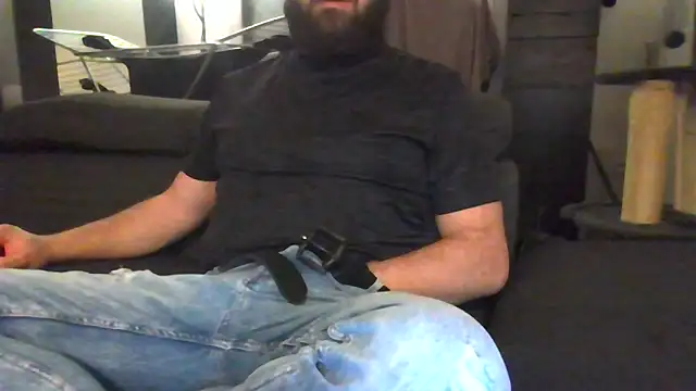 Snapshot of Zer_oki chatting on 02.19.25 Zer oki online show from 02.19.25