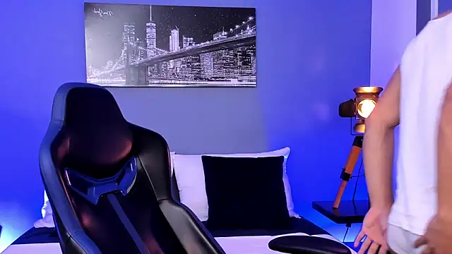 Max Conor1 online show from 09.11.25