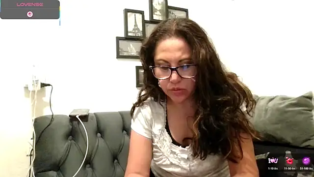 MirandaLatinaLovely online show from 11.23.25