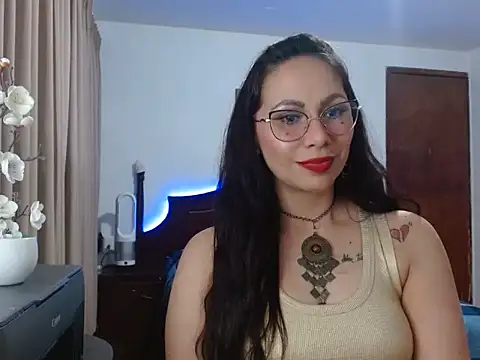 Snapshot of AloLovely_ chatting on 03.21.26 AloLovely online show from 03.21.26