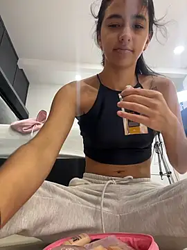 eva roseee online show from 04.16.26