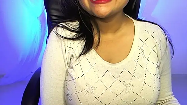 Snapshot of Kannu- chatting on 02.15.25 Kannu- online show from 02.15.25