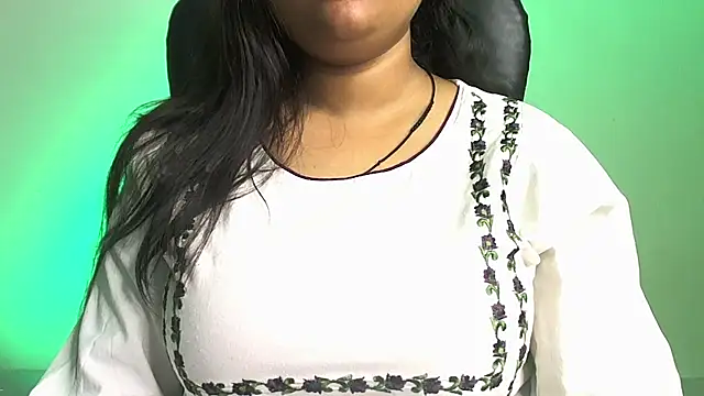 Snapshot of Kannu- chatting on 09.23.25 Kannu- online show from 09.23.25