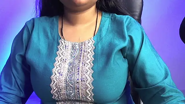 Snapshot of Kannu- chatting on 10.08.25 Kannu- online show from 10.08.25