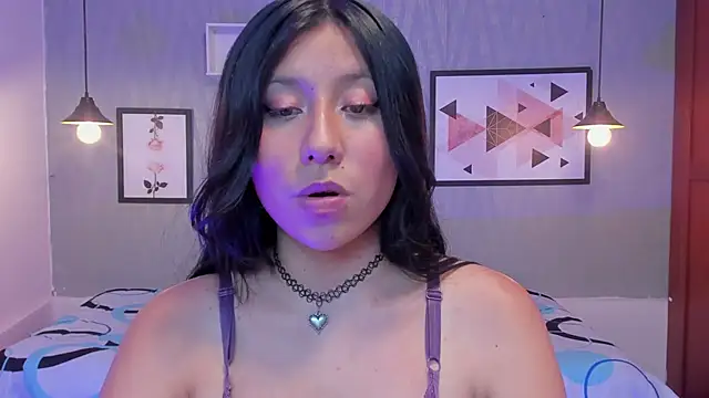 Nohemi louse online show from 02.25.25