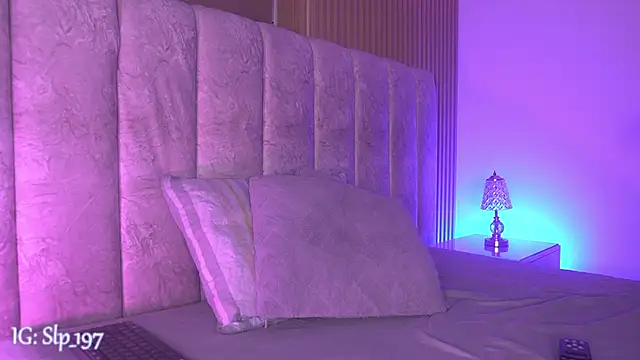 sara lopee1 online show from 04.14.26